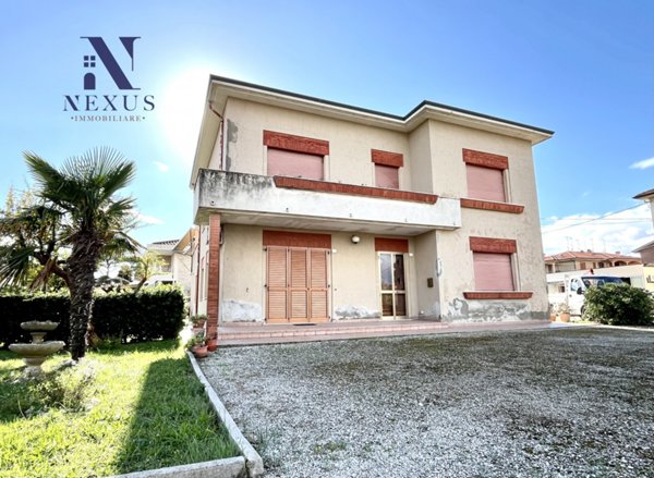 casa indipendente in vendita a Fano in zona Torrette