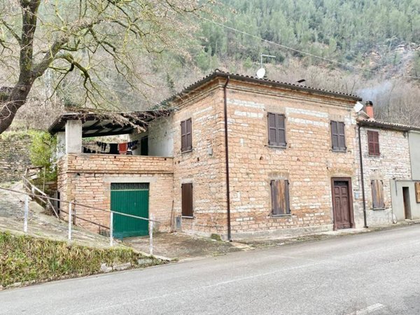 appartamento in vendita a Fermignano in zona Pagino