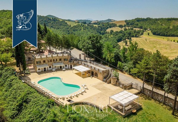 casa indipendente in vendita a Fermignano