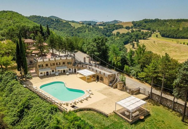 villa in vendita a Fermignano