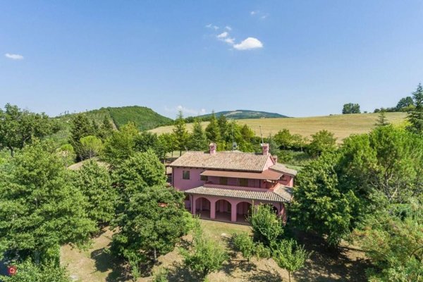 casa indipendente in vendita a Fermignano