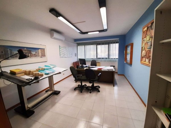 ufficio in vendita a Fermignano