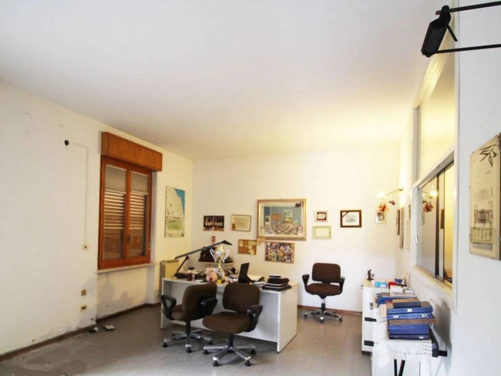 ufficio in vendita a Fermignano