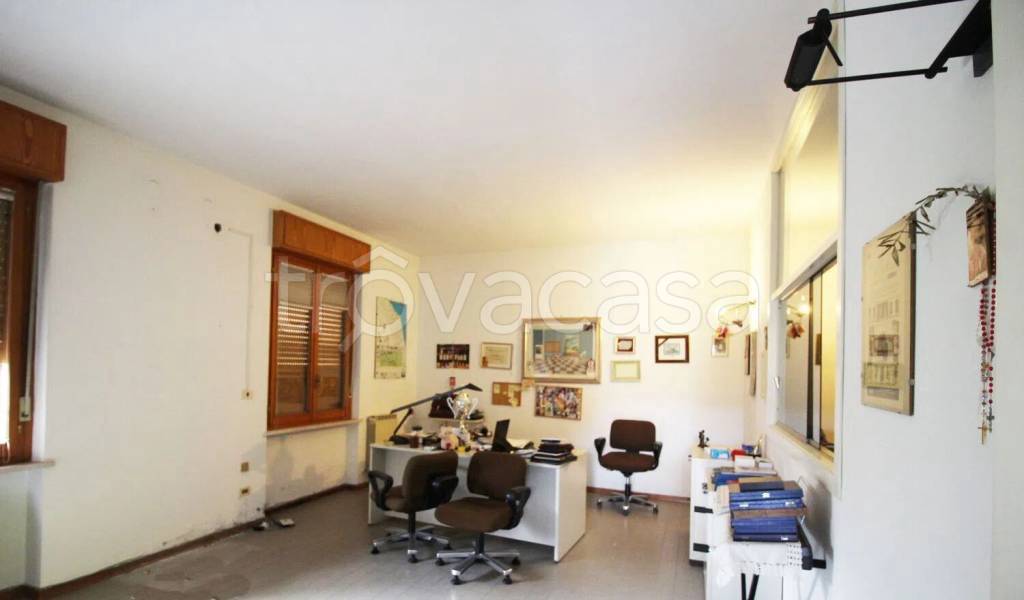 ufficio in vendita a Fermignano