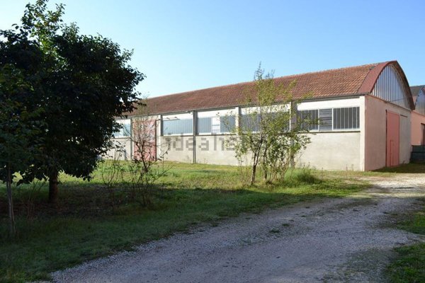 ufficio in vendita a Fermignano