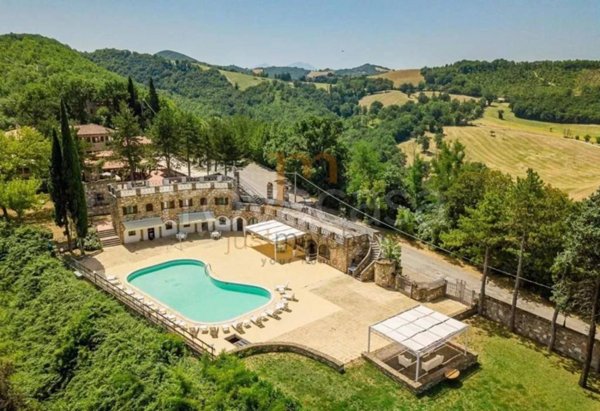 villa in vendita a Fermignano