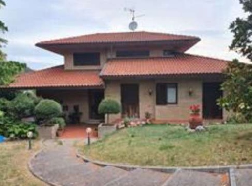 casa indipendente in vendita a Fermignano