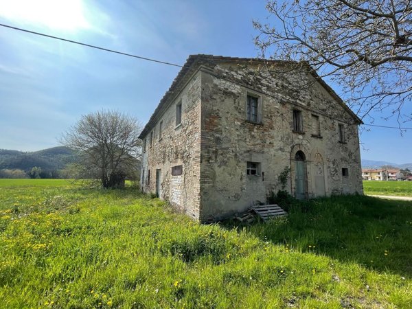 casa indipendente in vendita a Fermignano