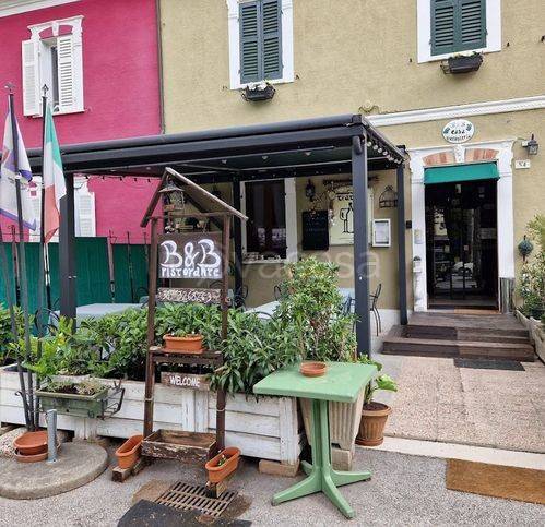 negozio in vendita a Fermignano