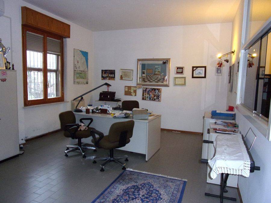 ufficio in vendita a Fermignano
