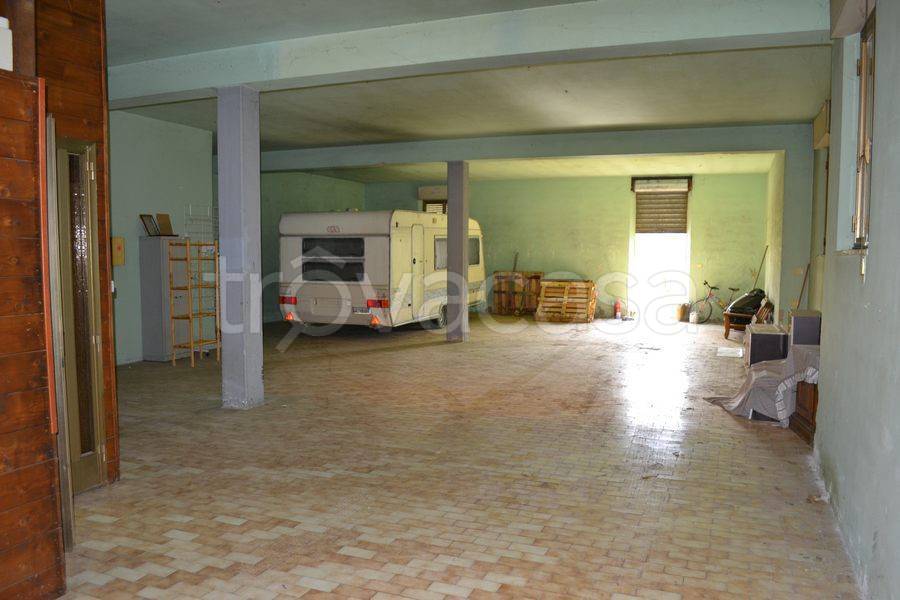 ufficio in vendita a Fermignano in zona San Silvestro