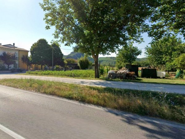 terreno edificabile in vendita a Fermignano in zona Ca' L'Agostina