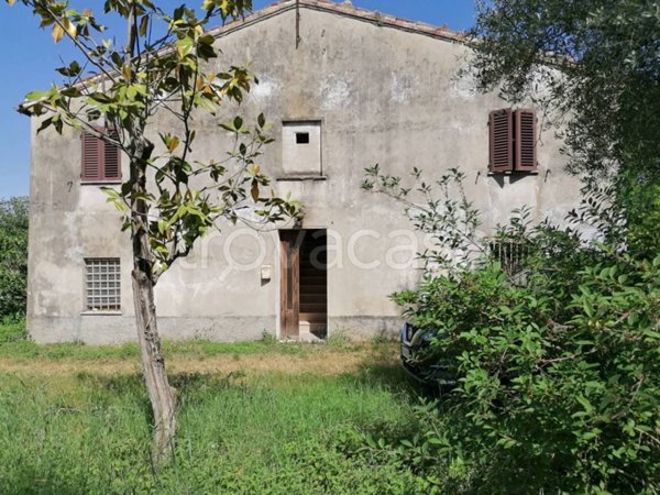 casa indipendente in vendita a Fossombrone