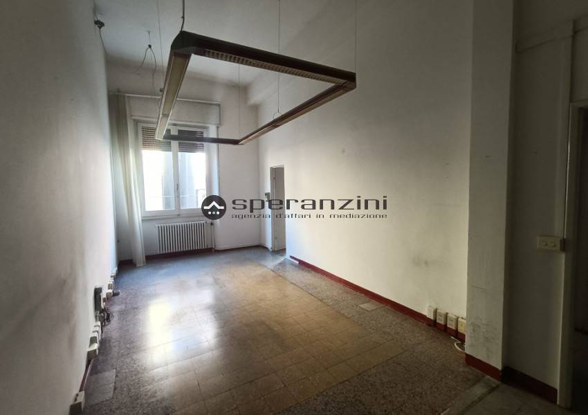 ufficio in vendita a Fossombrone