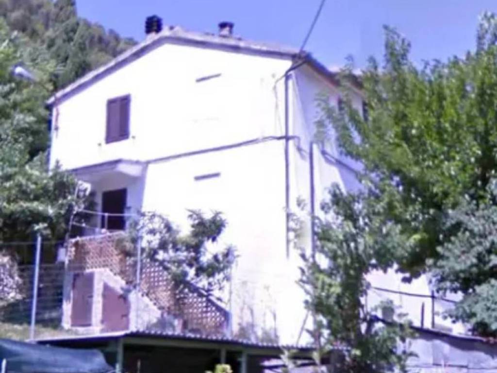 appartamento in vendita a Fossombrone in zona San Lazzaro
