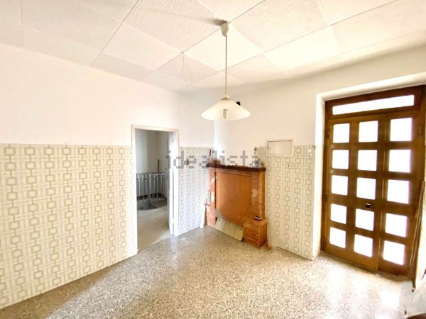 casa semindipendente in vendita a Fossombrone