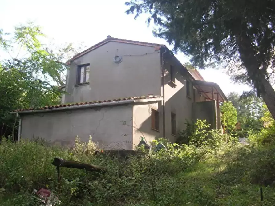 casa indipendente in vendita a Fossombrone
