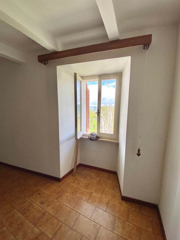 casa indipendente in vendita a Fossombrone