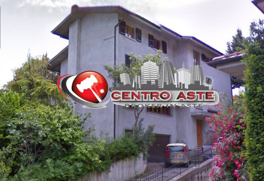 casa indipendente in vendita a Fossombrone