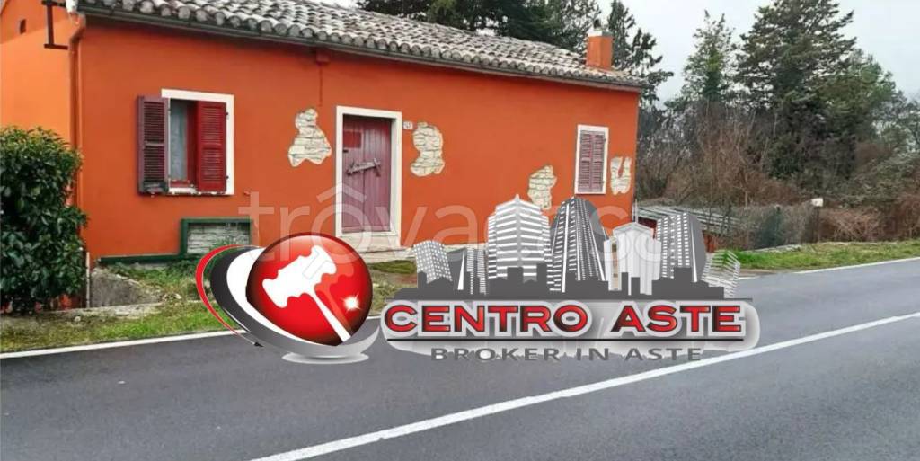 casa indipendente in vendita a Fossombrone in zona San Lazzaro