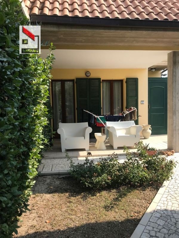 casa indipendente in vendita a Fossombrone