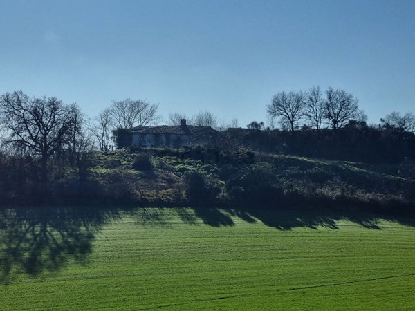casa indipendente in vendita a Fossombrone