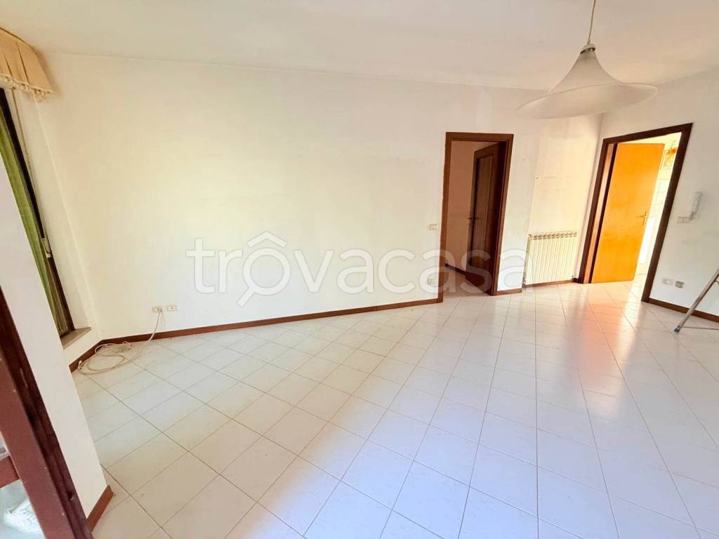 appartamento in vendita a Fossombrone in zona Calmazzo