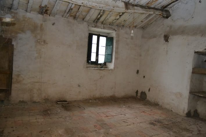 casa indipendente in vendita a Fossombrone in zona San Piero in Tambis