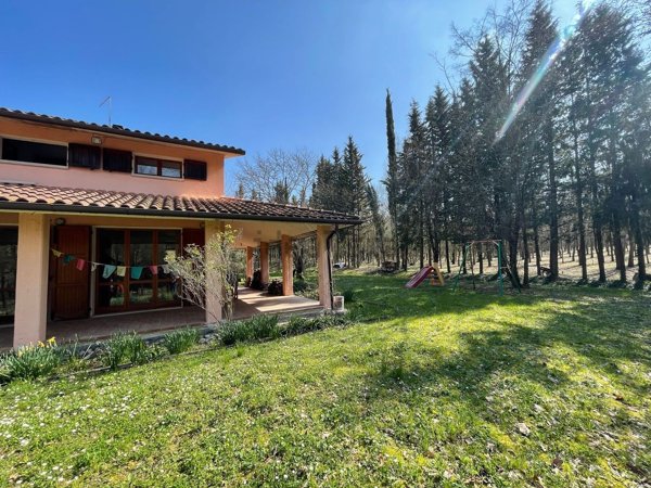 casa indipendente in vendita a Fossombrone in zona Isola di Fano