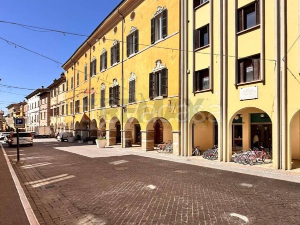 ufficio in vendita a Fossombrone