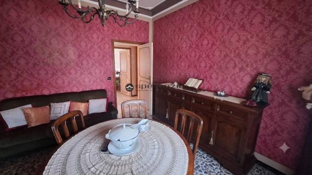 casa indipendente in vendita a Fossombrone