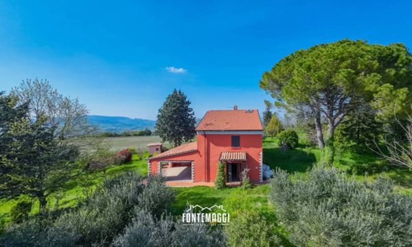 casa indipendente in vendita a Fratte Rosa