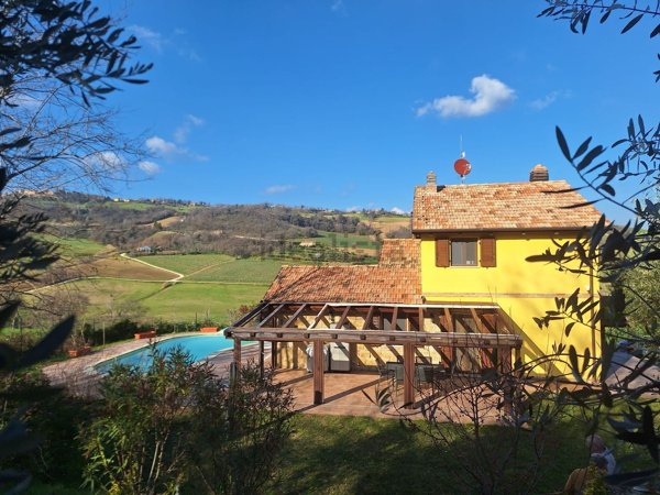 casa semindipendente in vendita a Fratte Rosa