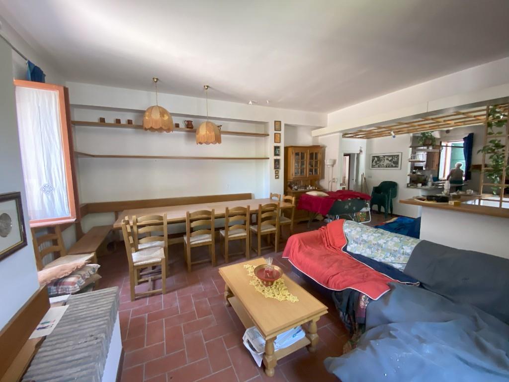 casa indipendente in vendita a Fratte Rosa