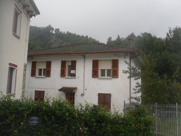 appartamento in vendita a Frontino in zona Ponte Nuovo