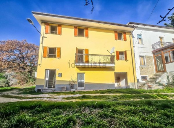 pentavano in vendita a Frontino