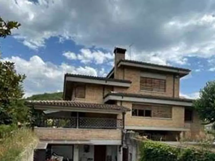 casa indipendente in vendita a Frontone