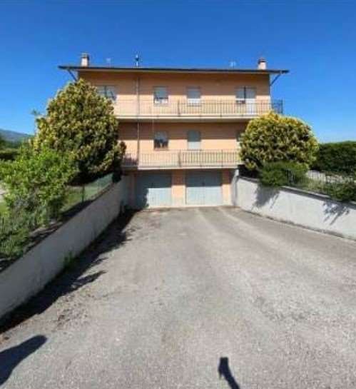casa indipendente in vendita a Frontone
