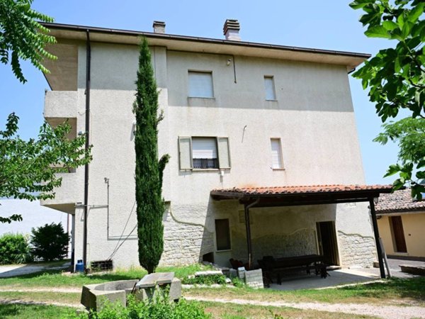 appartamento in vendita a Frontone