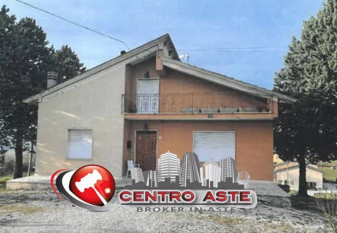 casa indipendente in vendita a Frontone