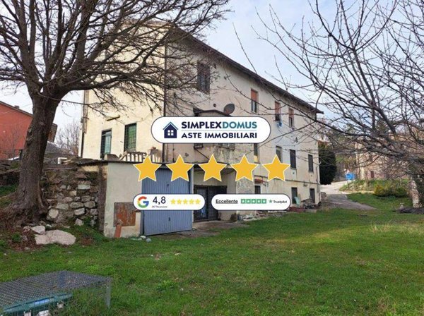 casa indipendente in vendita a Frontone