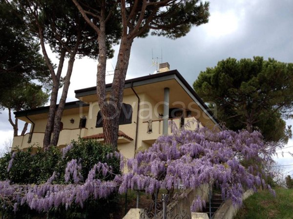 casa indipendente in vendita a Gabicce Mare in zona Gabicce Monte