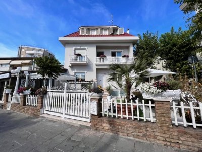 appartamento in vendita a Gabicce Mare