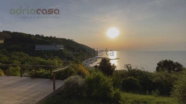 appartamento in vendita a Gabicce Mare in zona Gabicce Monte