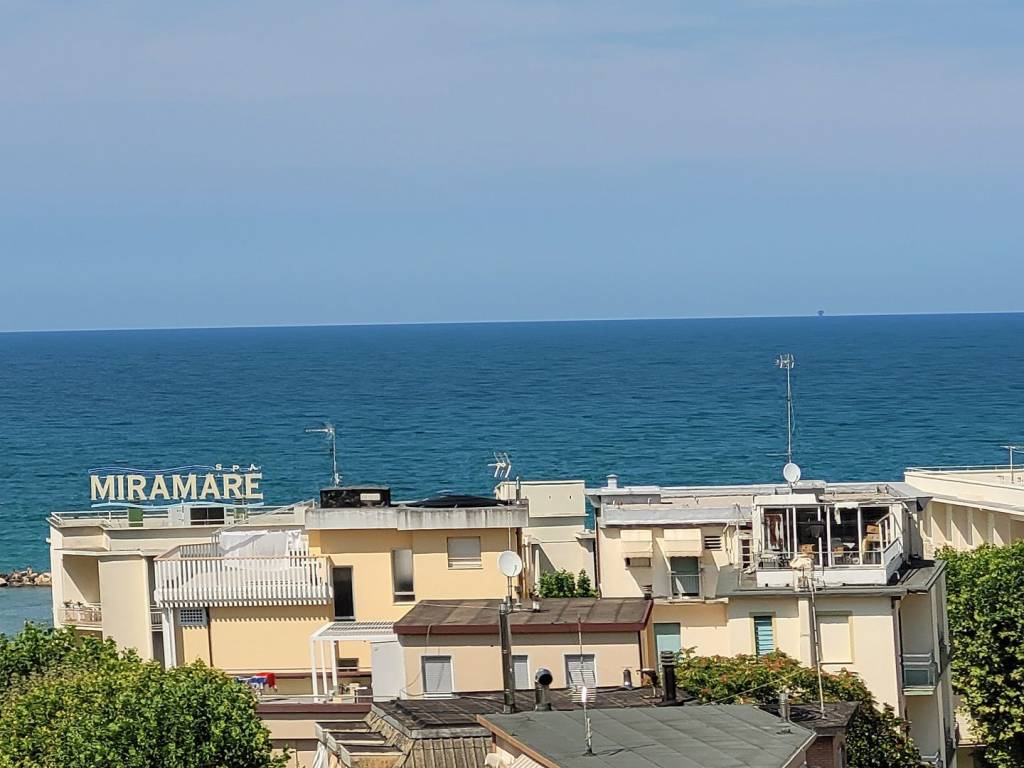 appartamento in vendita a Gabicce Mare