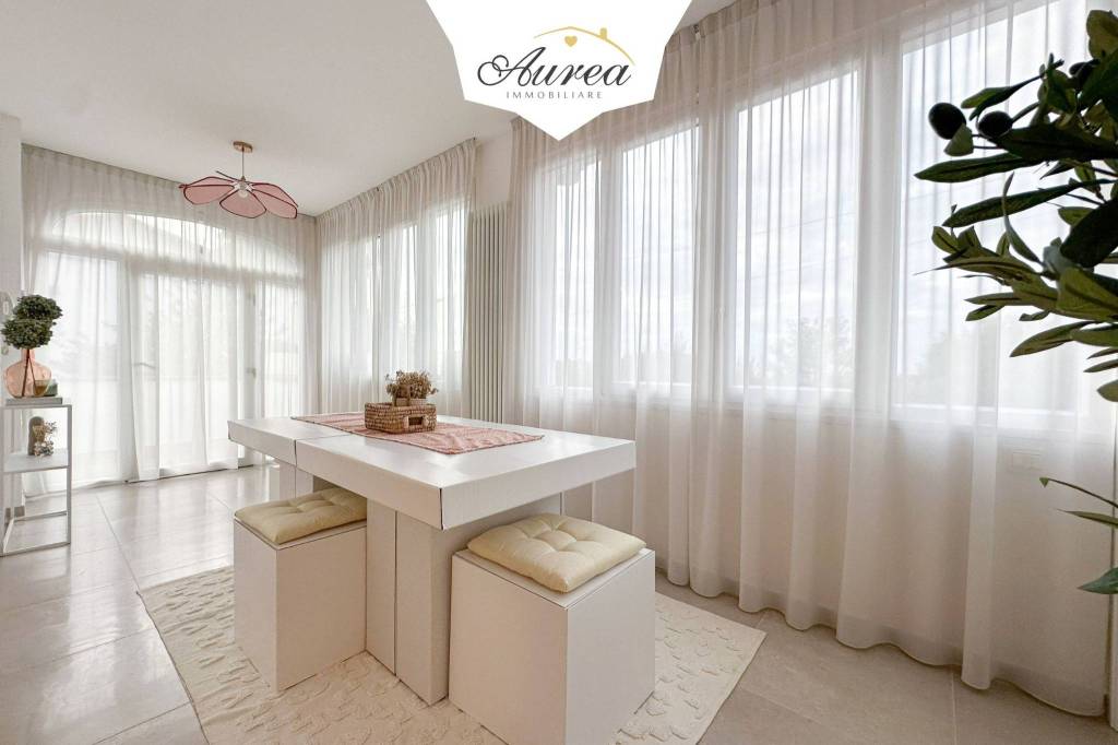 appartamento in vendita a Gabicce Mare in zona Gabicce Monte