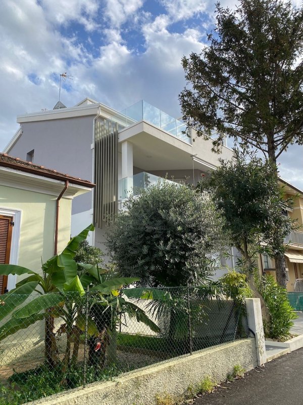 appartamento in vendita a Gabicce Mare