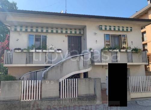 casa indipendente in vendita a Gabicce Mare