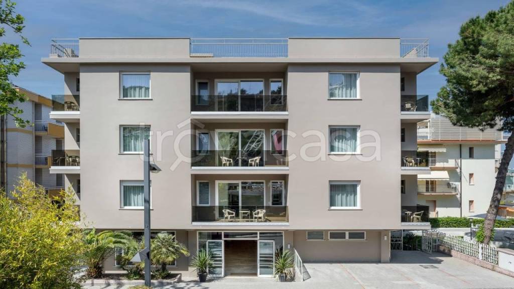 negozio in vendita a Gabicce Mare