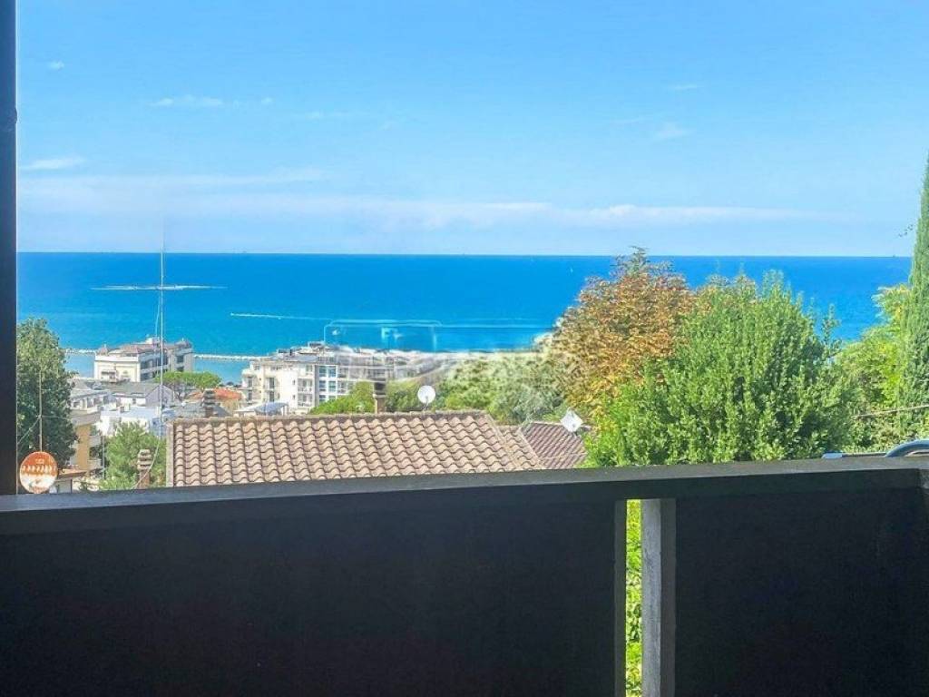 appartamento in vendita a Gabicce Mare